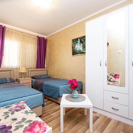 Fairytale 1 And 2 Appartement Budva Buitenkant foto