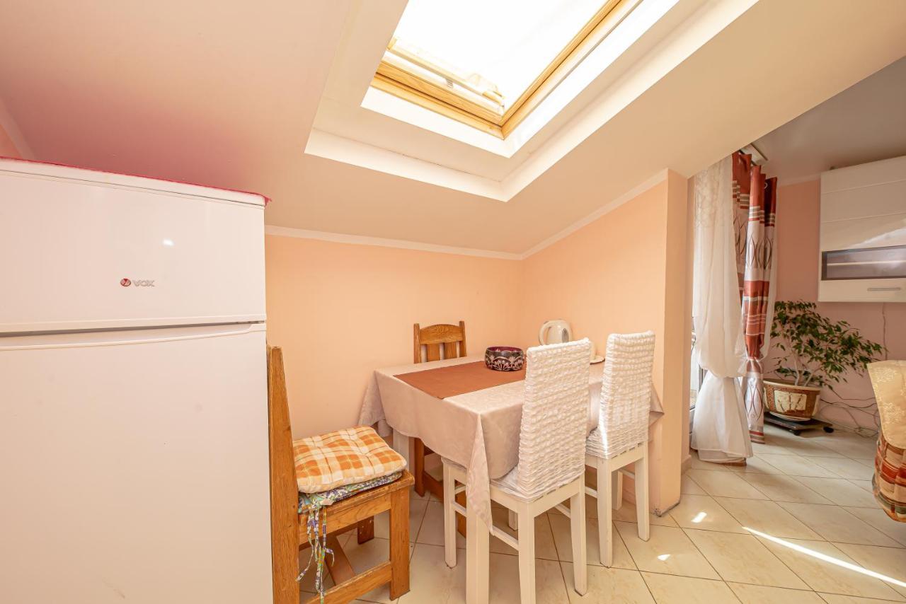 Fairytale 1 And 2 Appartement Budva Buitenkant foto