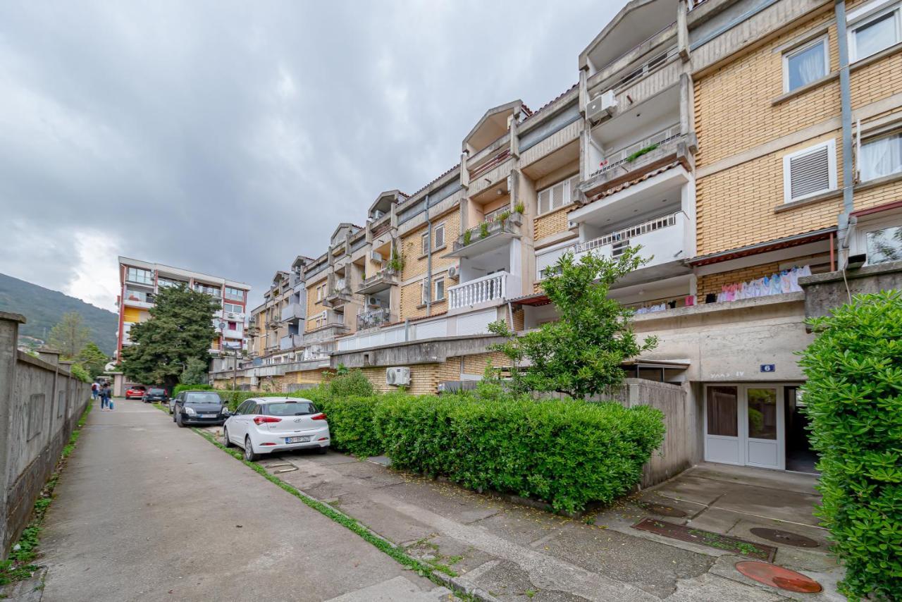Fairytale 1 And 2 Appartement Budva Buitenkant foto