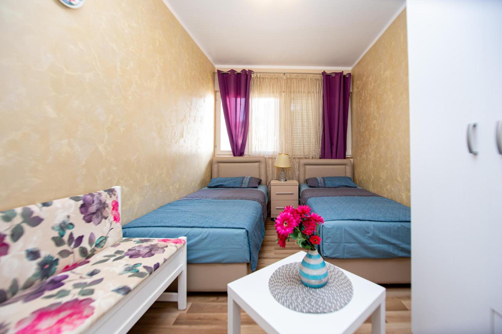 Fairytale 1 And 2 Appartement Budva Buitenkant foto