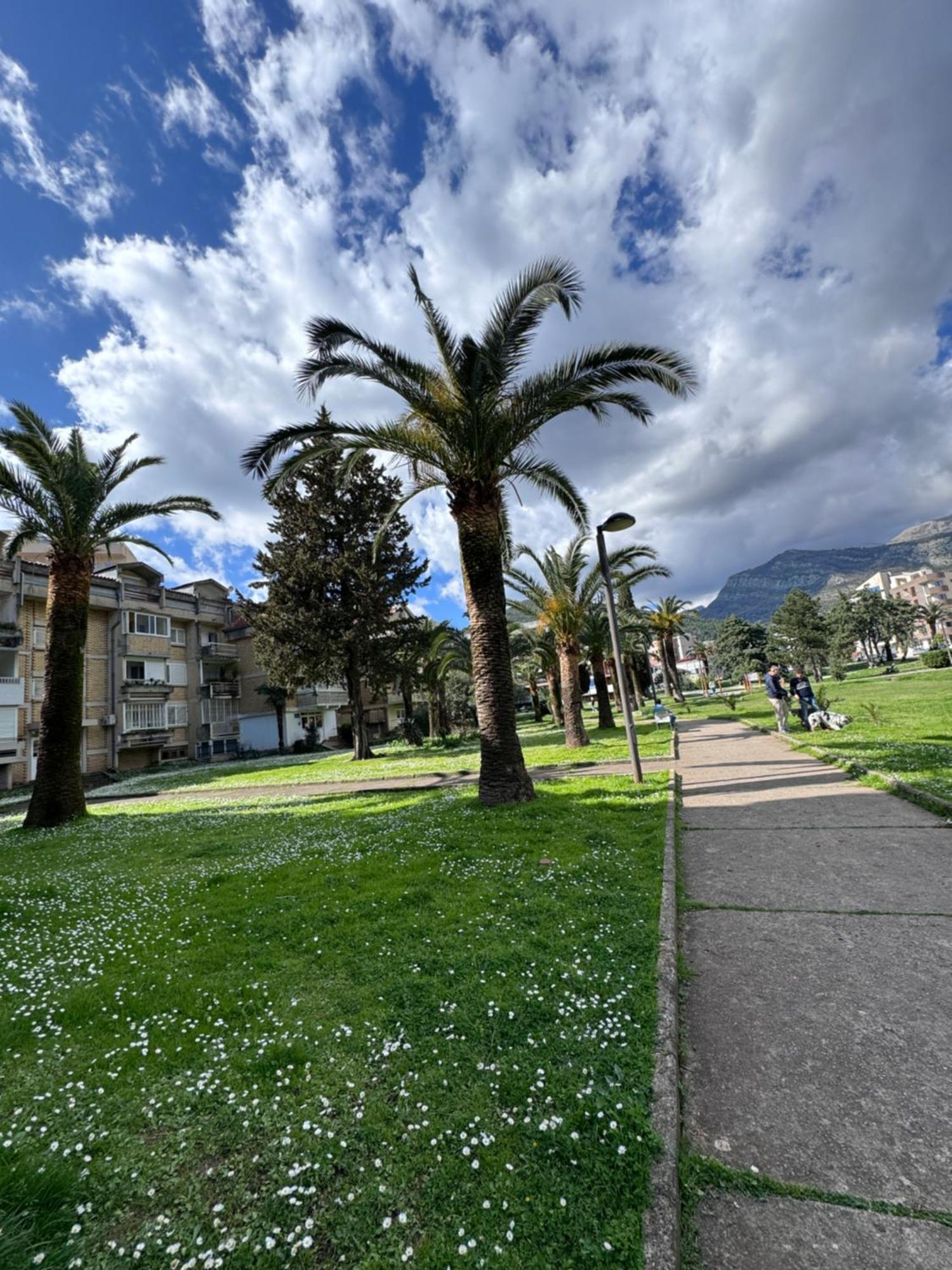 Fairytale 1 And 2 Appartement Budva Buitenkant foto
